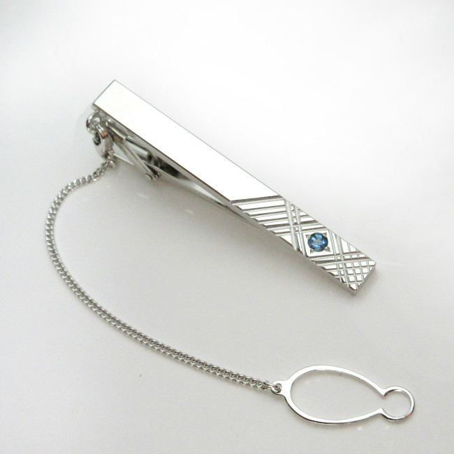 アクアマリンのプラチナネクタイピン アクアマリンのプラチナネクタイピン